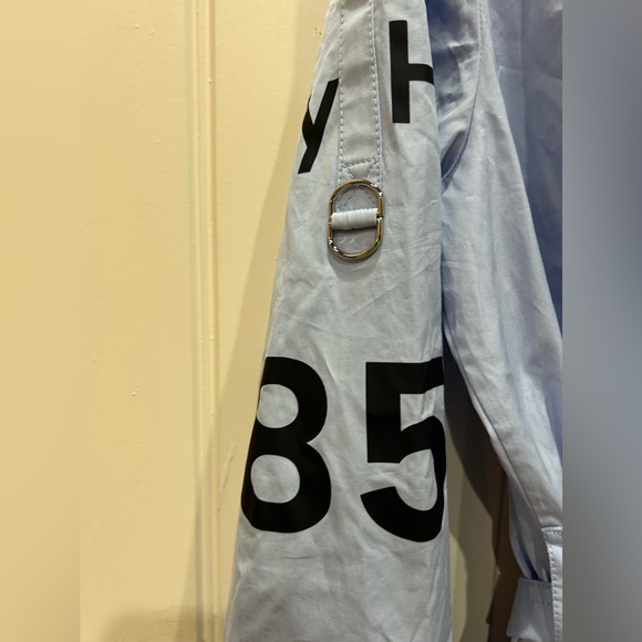 BURBERRY
'kari' Horseferry Print Shirt Mini Dress In Light Blue size 10 - Picture 9 of 11